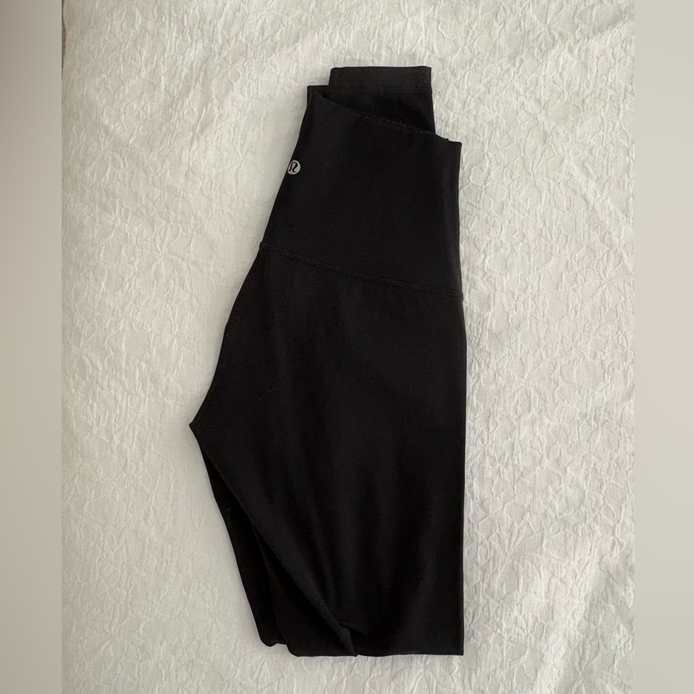 Lululemon Wunder Under 28” Black Leggings
